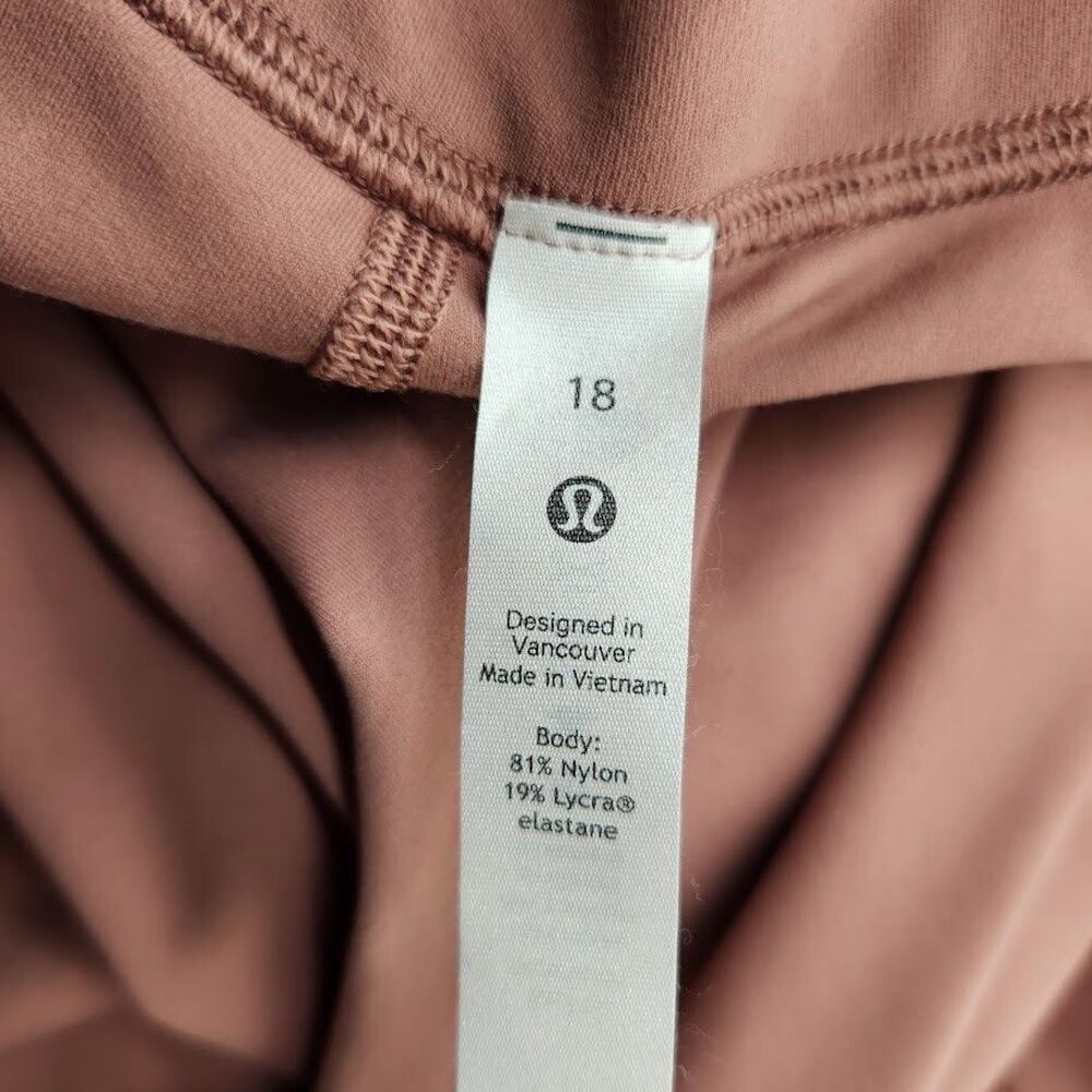 New Lululemon Womens Align Crop 21" Leggings Spiced Chai Size 18 - Picture 4 of 4